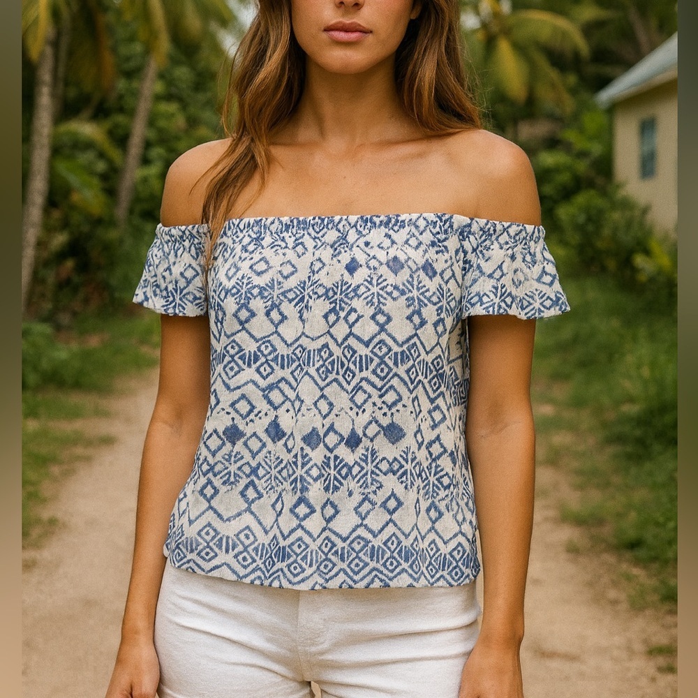 Cloth & Stone Blue White Tencel Off Shoulder Ruffle Sleeve Top Size Small - Picture 1 of 3